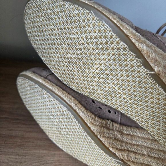 NEW W/O BOX TOMS TAUPE EXPADRILLE WEDGE LEATHER UPPER BOOTIES SIZE 9 WMNS - Picture 13 of 16